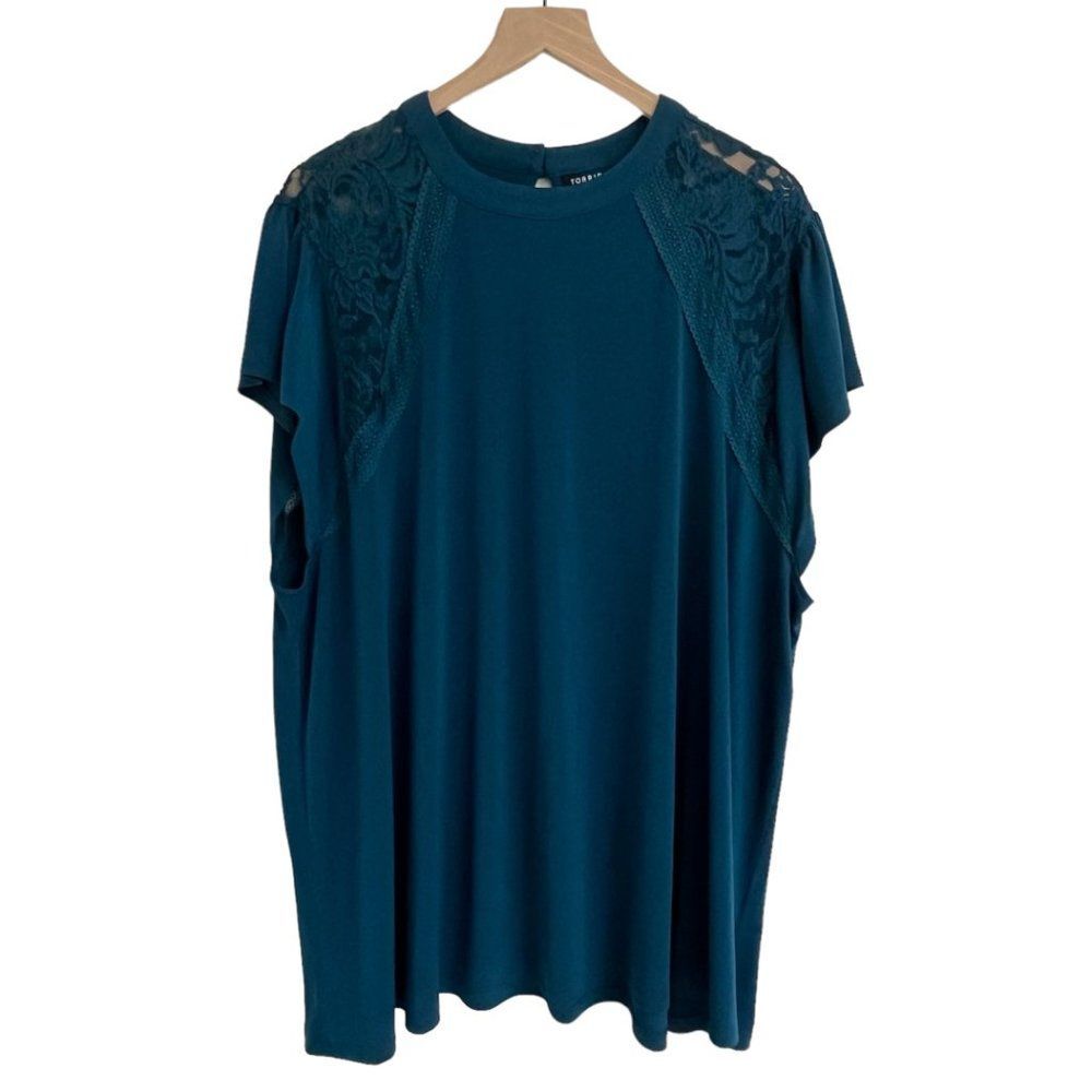 Torrid Plus Size Blue Shore Sleeve Top with Lace Detail - Size 5X